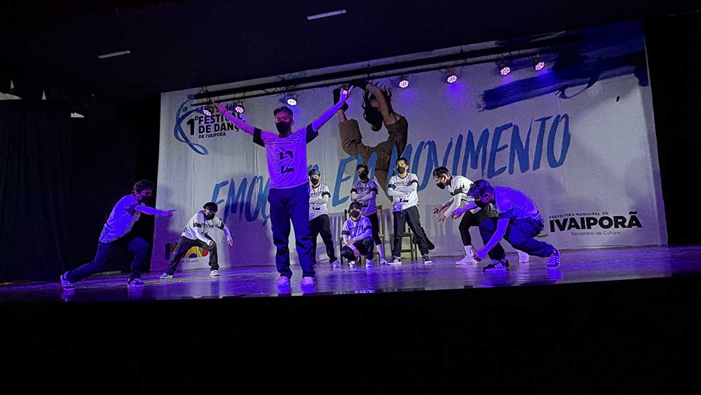 1º Festival de Dança movimenta Ivaiporã e lota Centro Cultural; veja