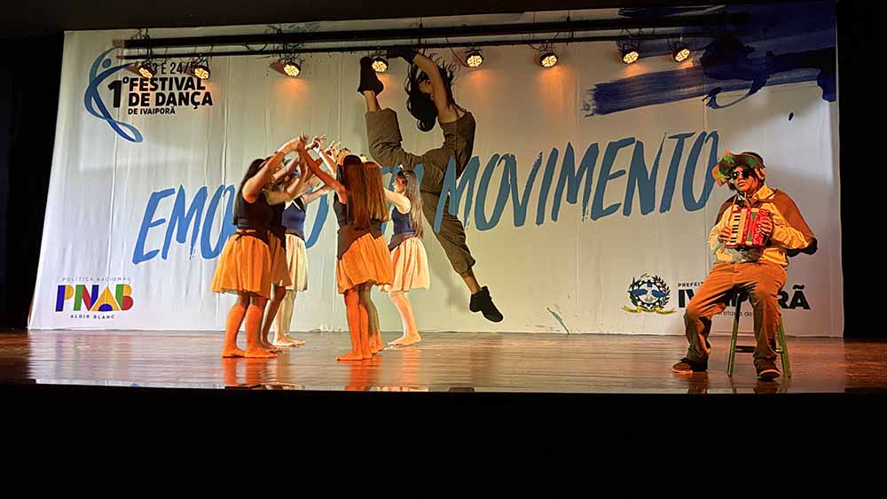 1º Festival de Dança movimenta Ivaiporã e lota Centro Cultural; veja