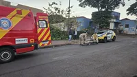 Ciclista colide contra Hilux e fica ferido em bairro de Apucarana