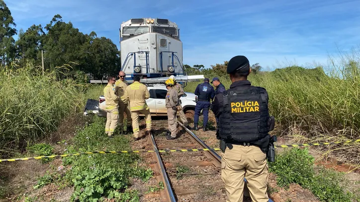 Pai e filha são as vítimas de acidente em Califórnia; homem morreu no local