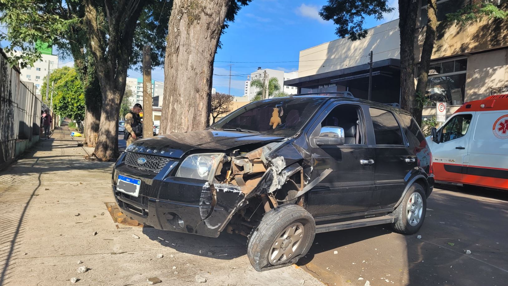 Acidente ocorreu  na Rua Clotário Portugal