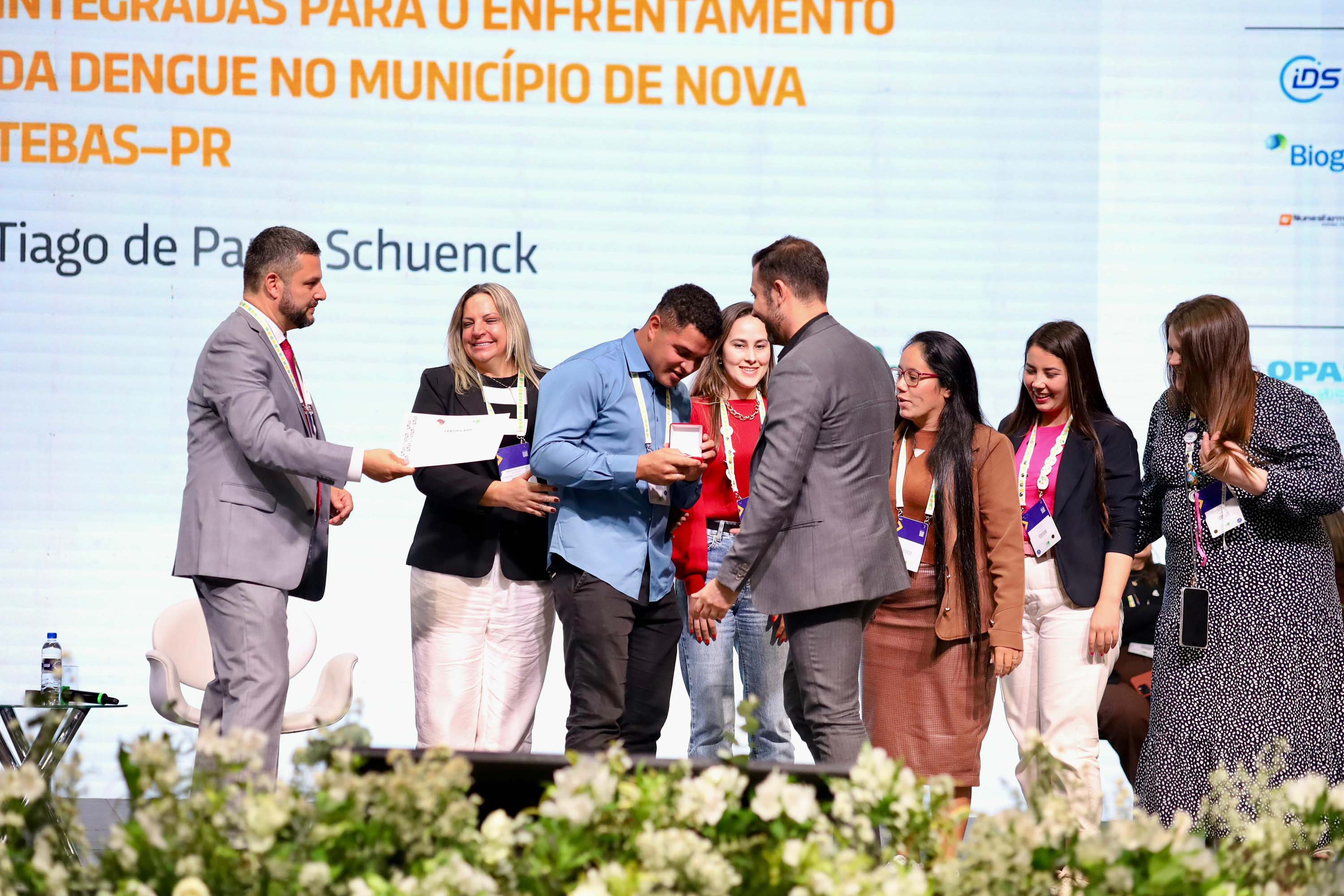 Cidades do PR são premiadas em congresso nacional de saúde