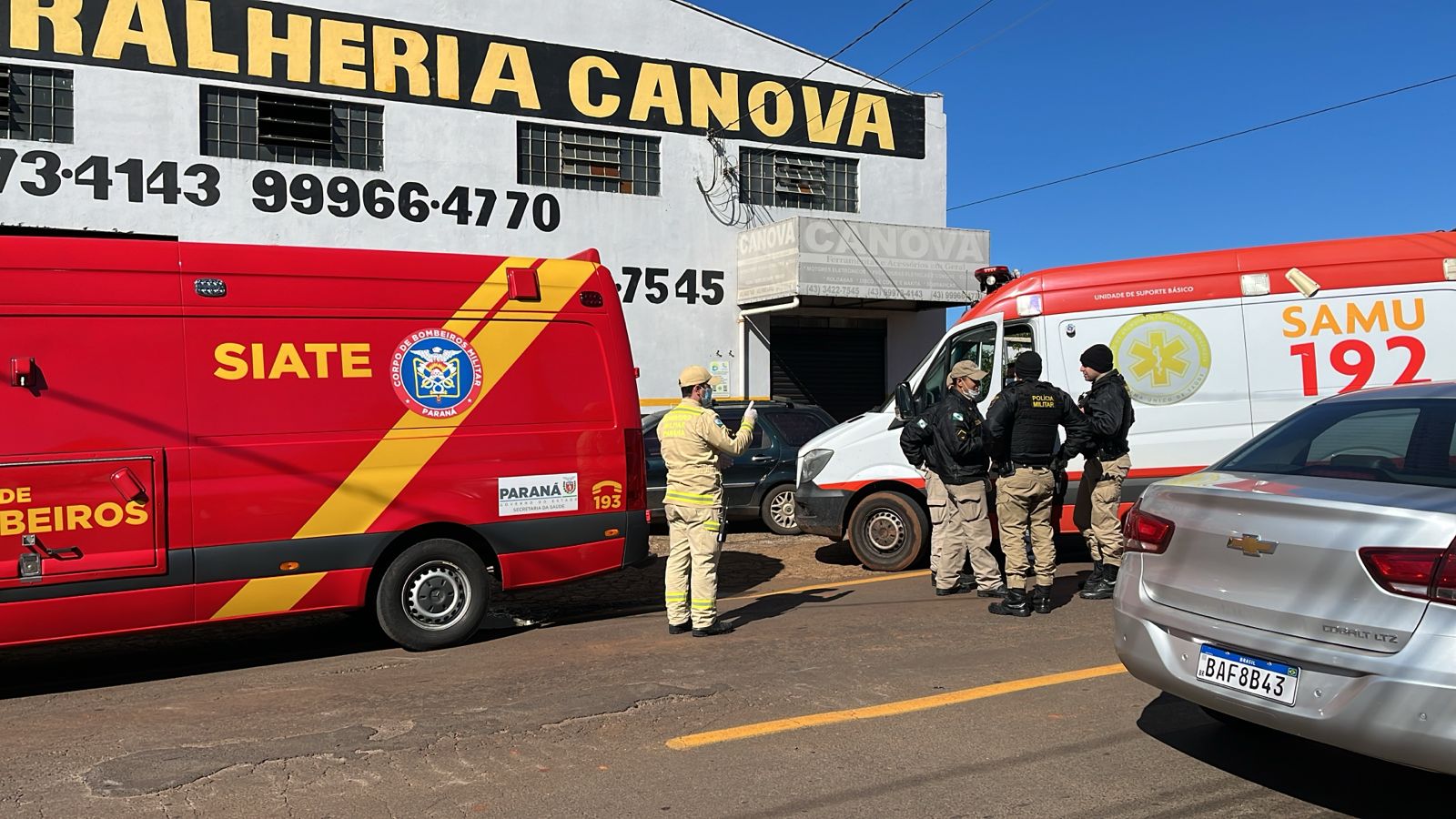Duas pessoas ficam feridas após acidente entre motos em Apucarana