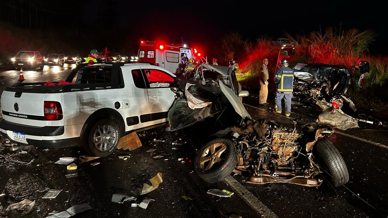 Tripla colisão na PR-444 deixa um morto e três gravemente feridos