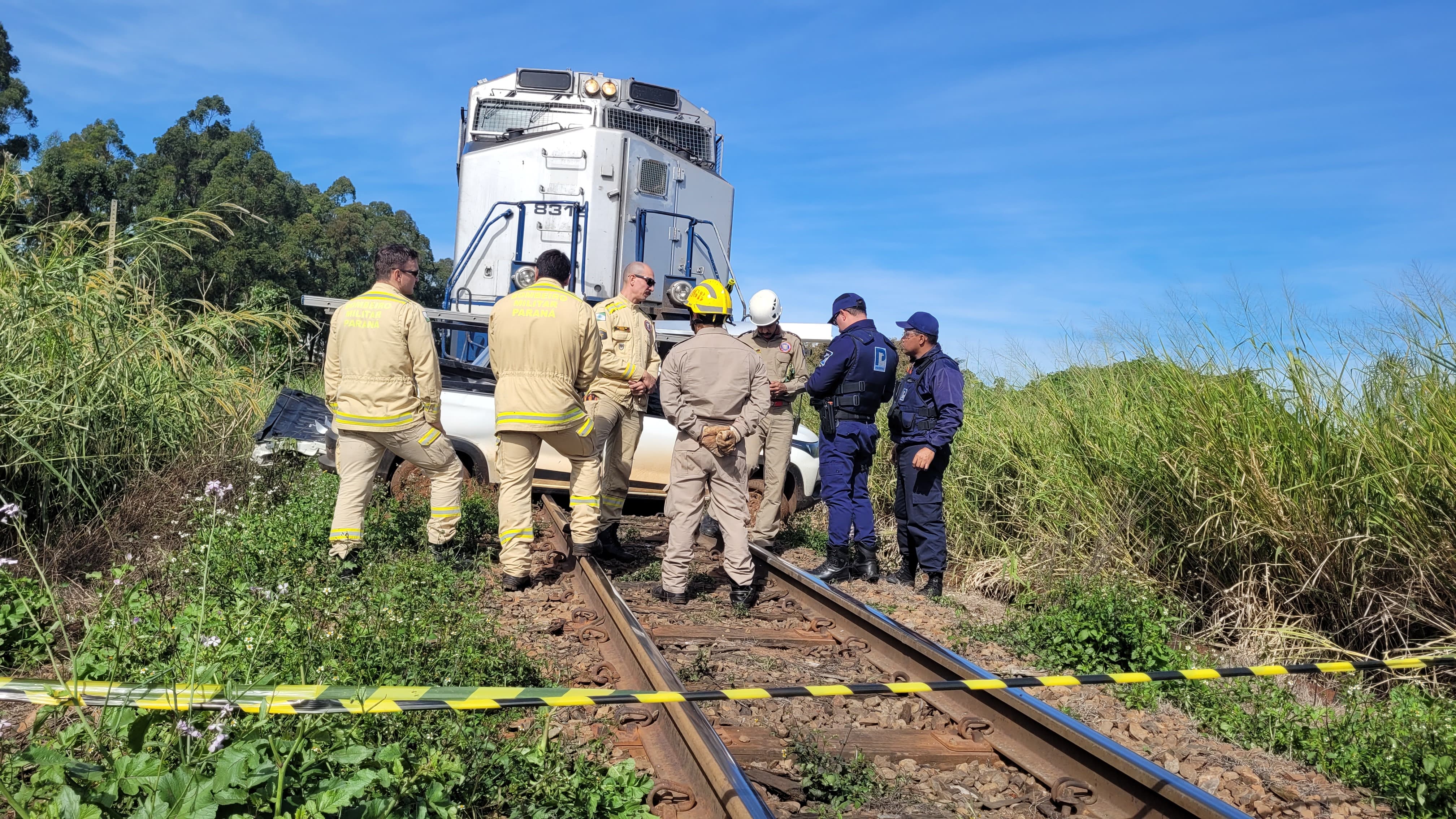 Pai e filha são as vítimas de acidente em Califórnia; homem morreu no local