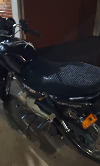 Moto furtada é recuperada pela Rocam e homem acaba preso