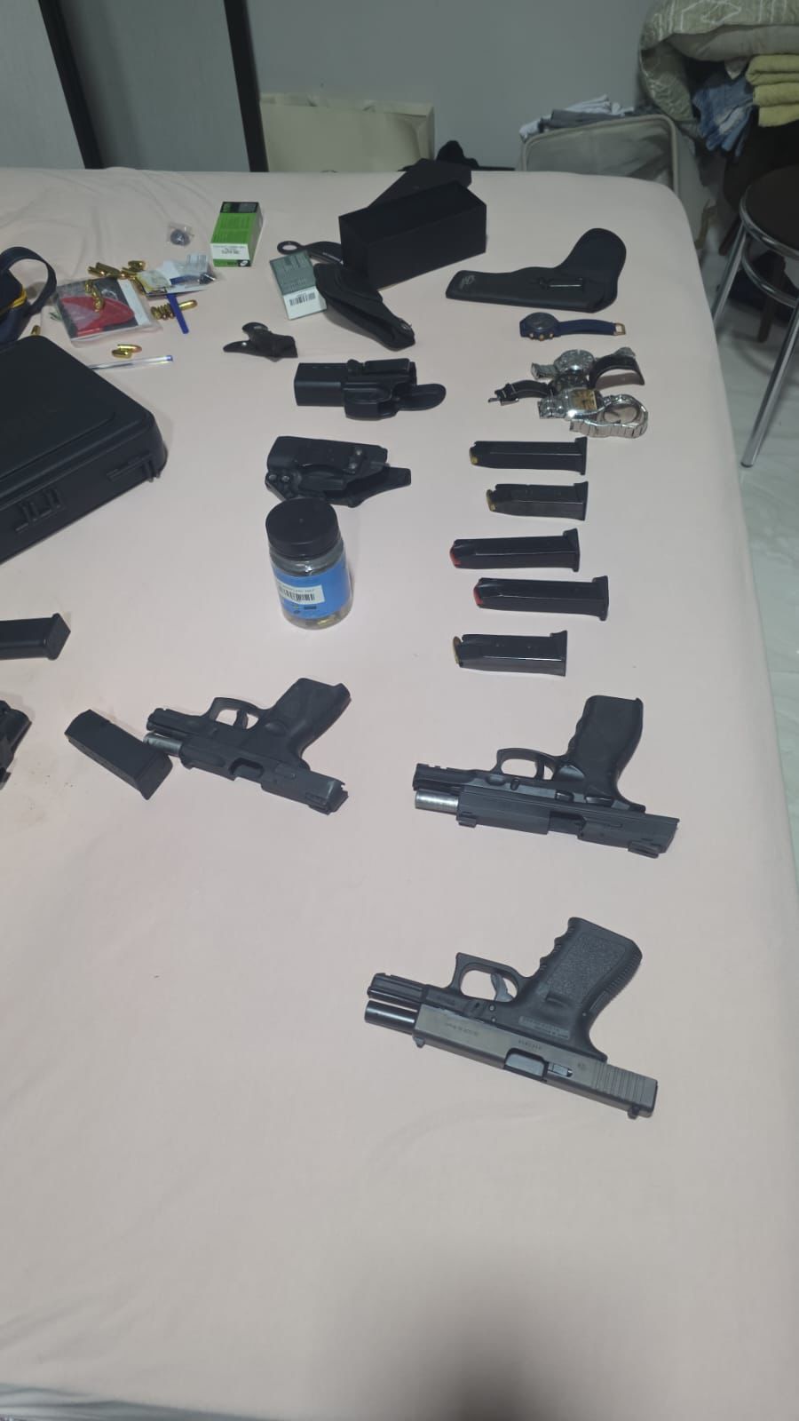 PCPR faz operação contra suspeitos de assalto em aeroporto de Londrina