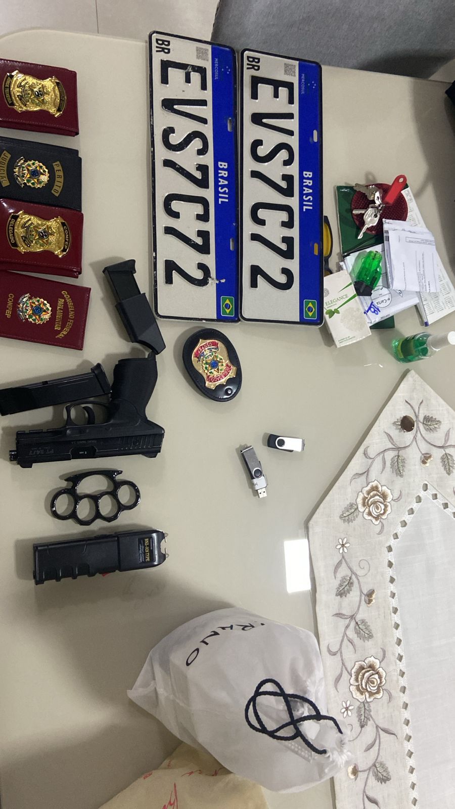 PCPR faz operação contra suspeitos de assalto em aeroporto de Londrina