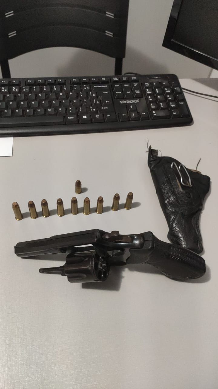 PCPR faz operação contra suspeitos de assalto em aeroporto de Londrina