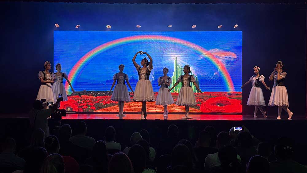 Centro Cultural encerra ano letivo da oficina de dança em Ivaiporã