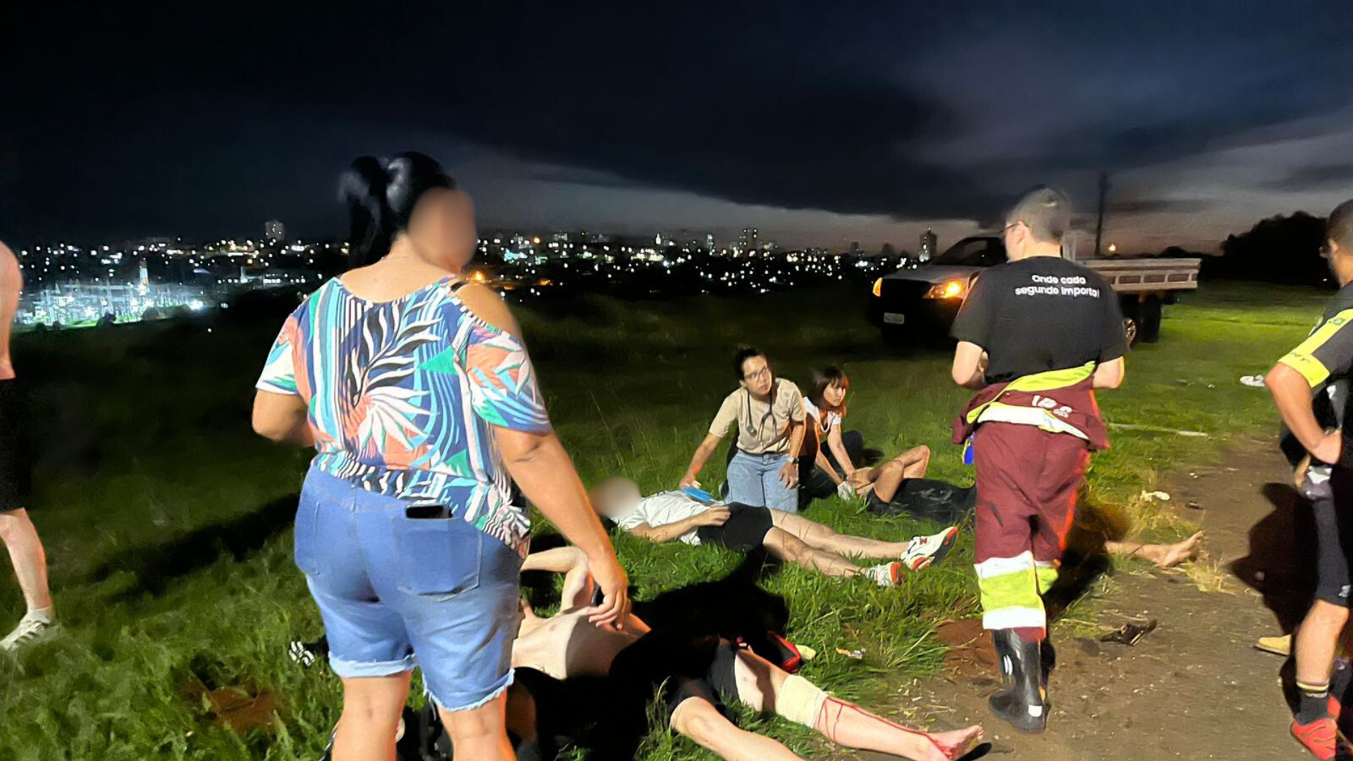 Colisão frontal deixa seis feridos na Avenida Brasil em Apucarana