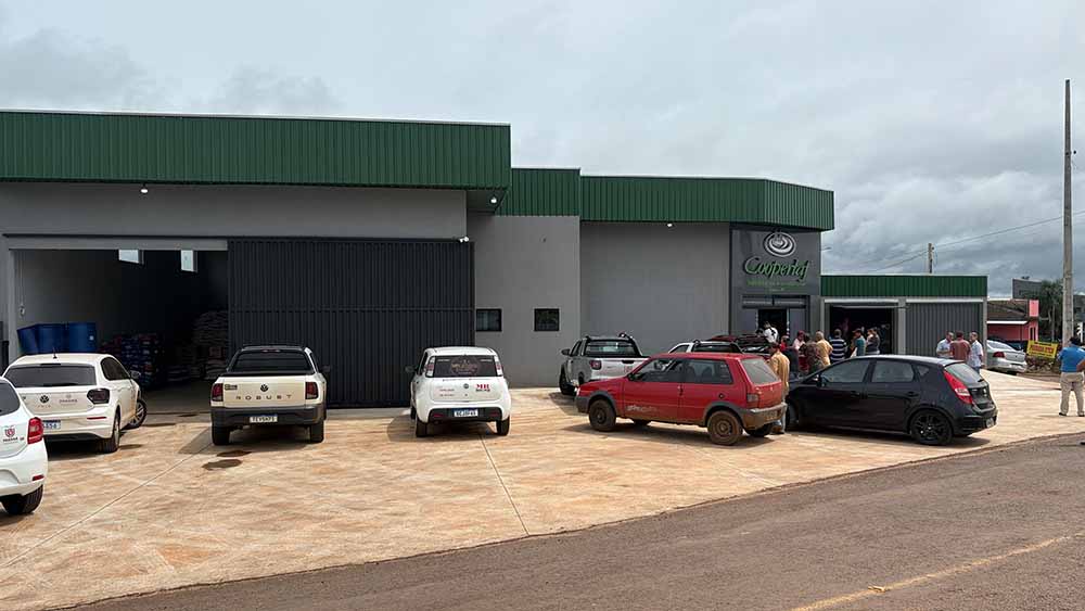 Cooperlaf inaugura nova sede e fortalece estrutura em Arapuã