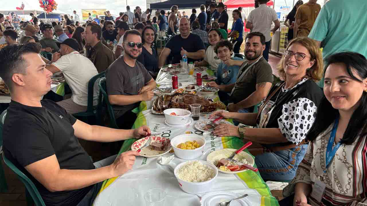 Expovale tem domingo com Costela do Sapecado, prato típico de Ivaiporã