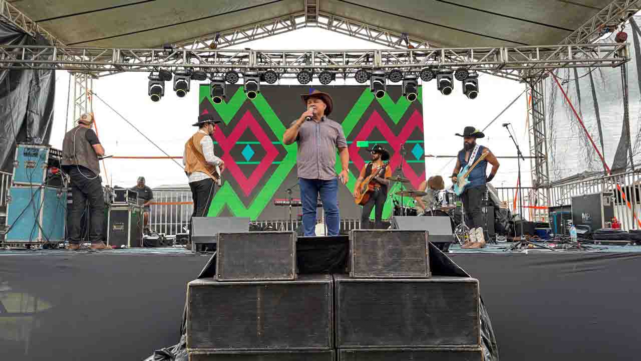 Expovale tem domingo com Costela do Sapecado, prato típico de Ivaiporã