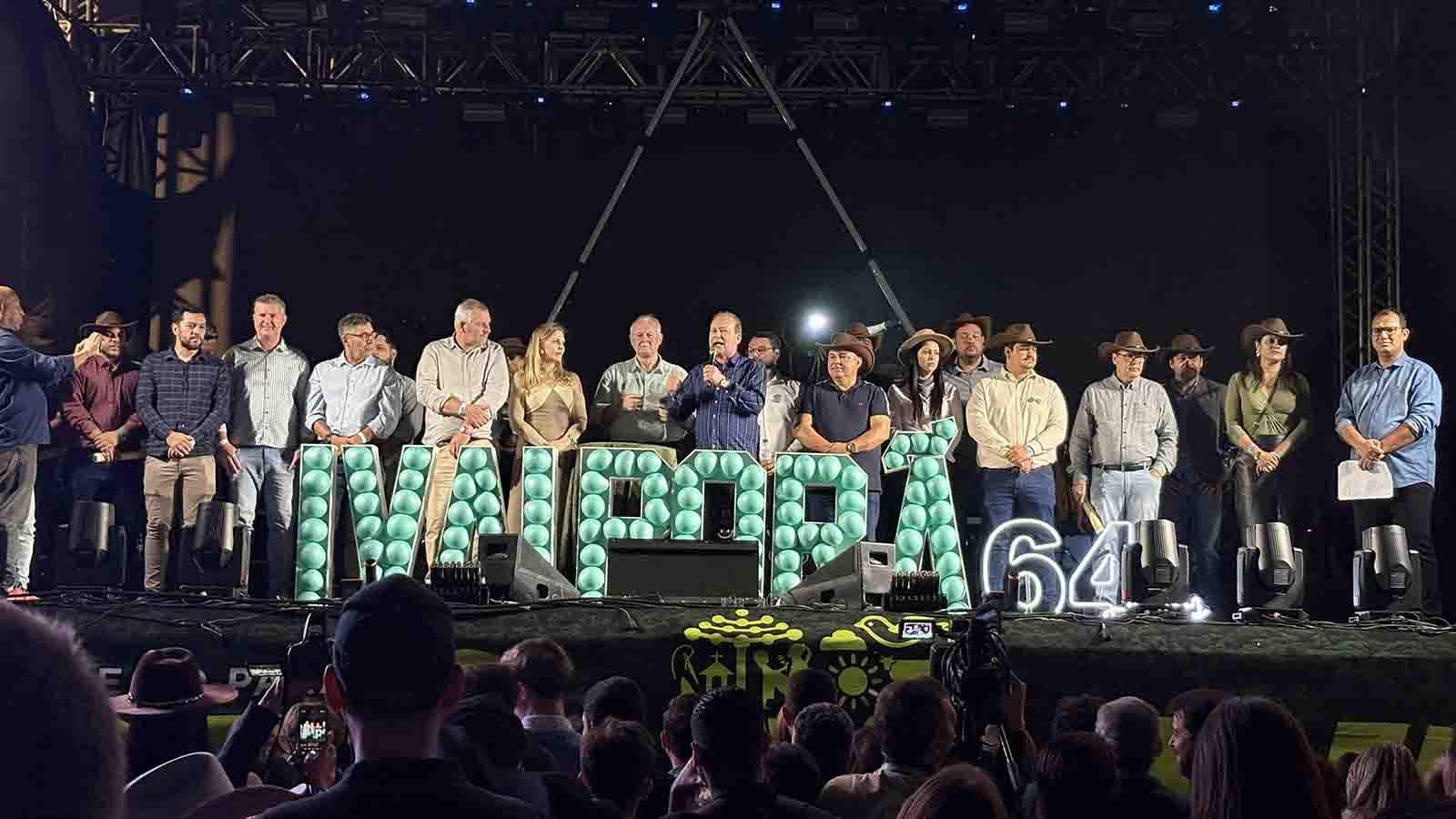 Expovale termina com casa cheia e festa pelos 64 anos de Ivaiporã