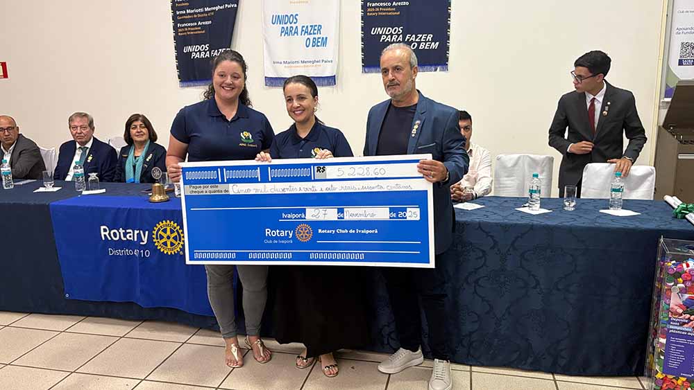 Governadora do Rotary visita Ivaiporã em posse de 10 novos associados