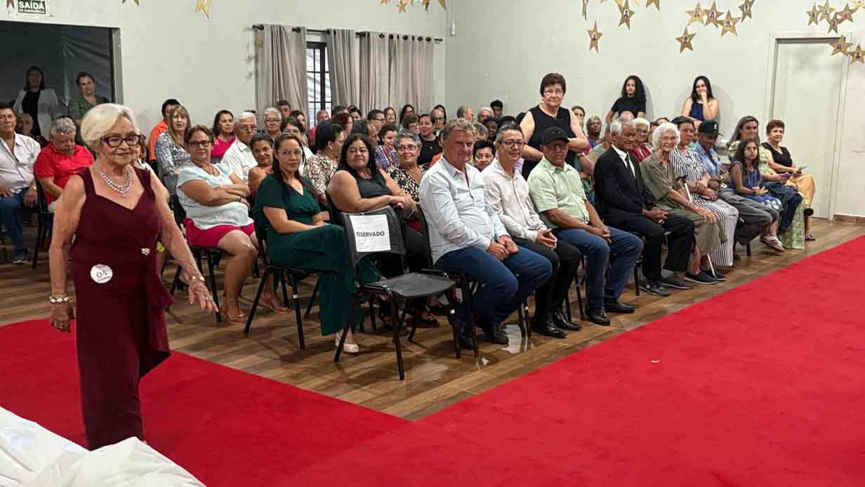 Noite das Estrelas valoriza idosos e seus talentos em Jardim Alegre