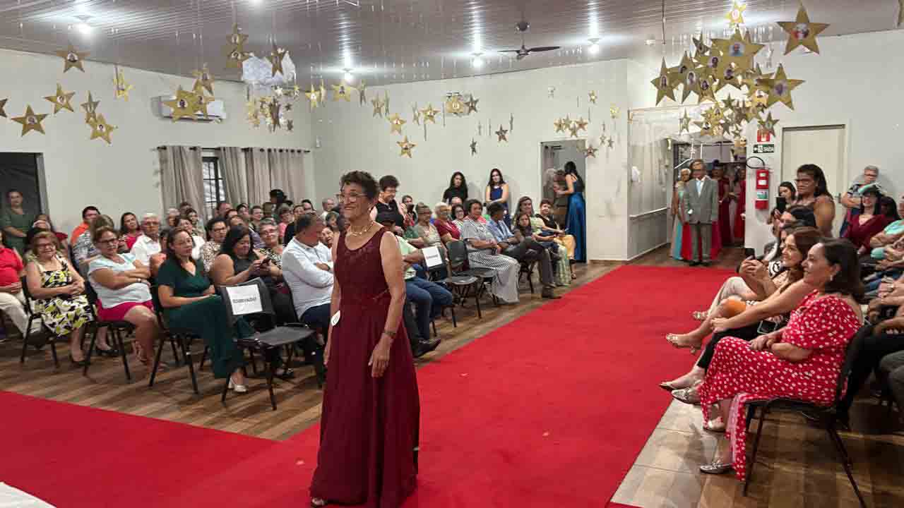 Noite das Estrelas valoriza idosos e seus talentos em Jardim Alegre