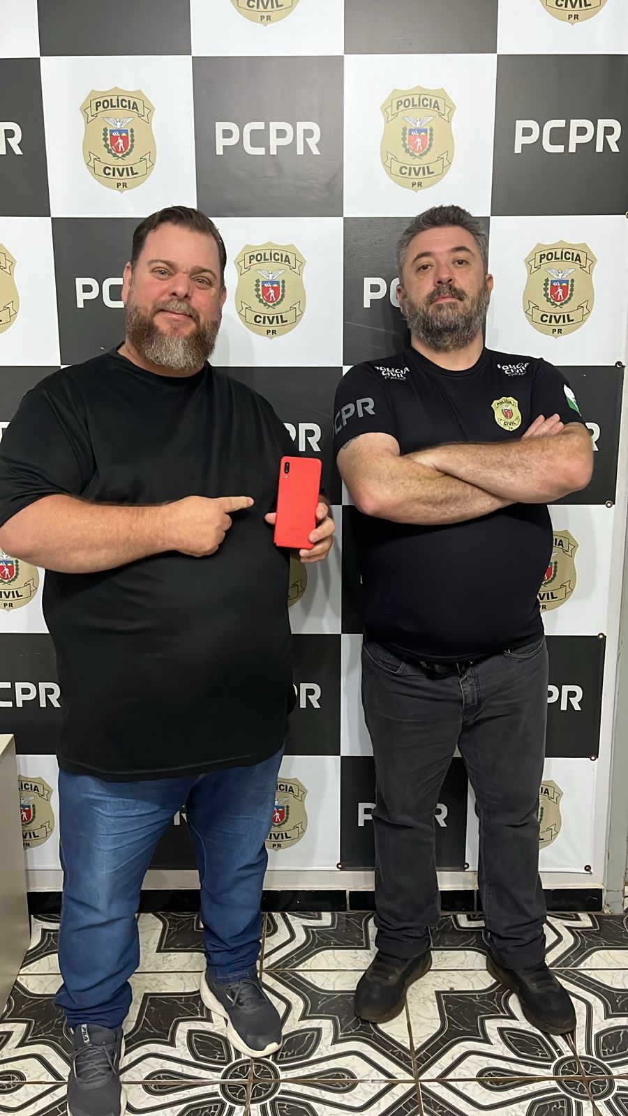 Operação da Polícia Civil devolve 58 celulares em Apucarana e região