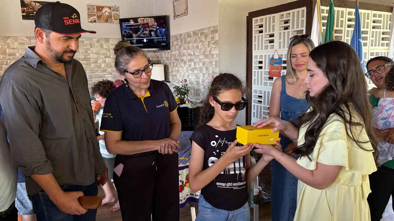 Rotary de Jardim Alegre recebe visita da governadora do Distrito 4710