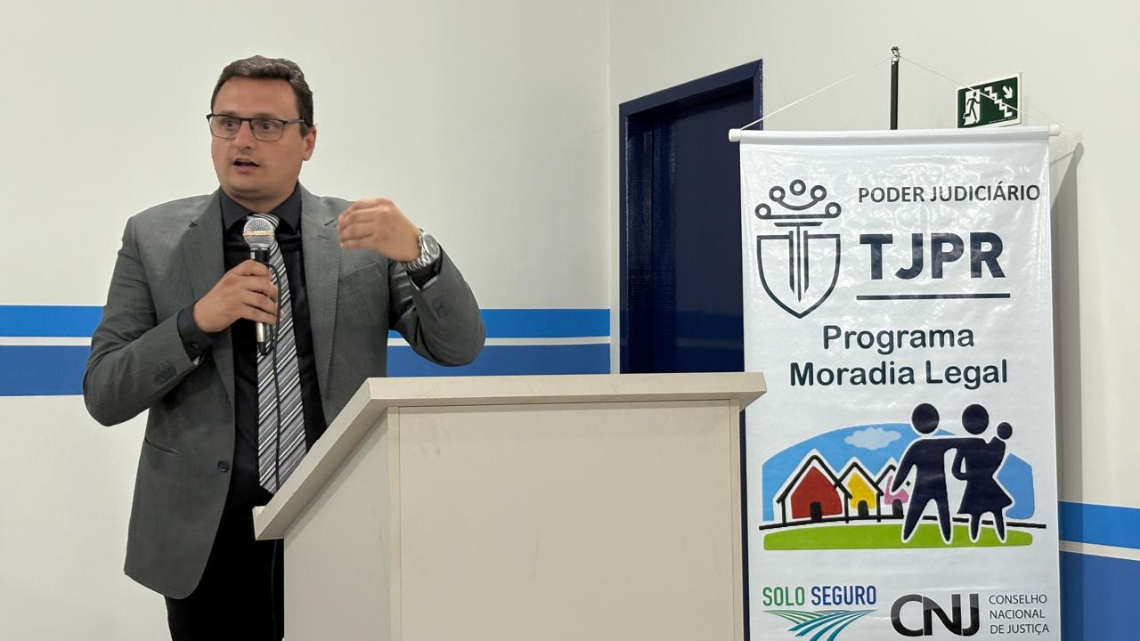 TJPR entrega 99 títulos de propriedade em Jardim Alegre