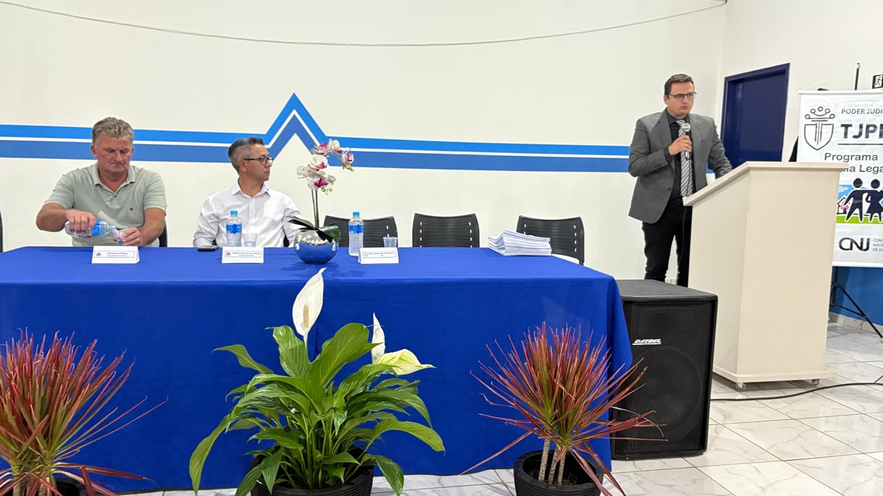 TJPR entrega 99 títulos de propriedade em Jardim Alegre