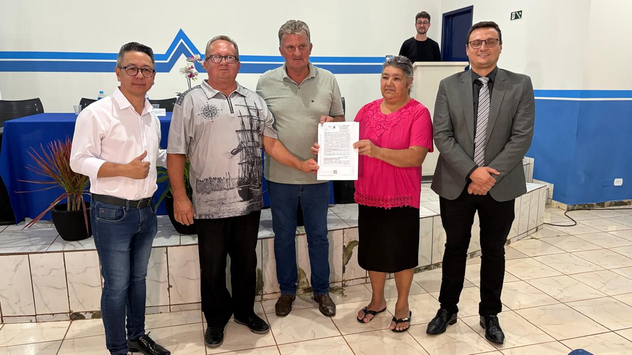 TJPR entrega 99 títulos de propriedade em Jardim Alegre