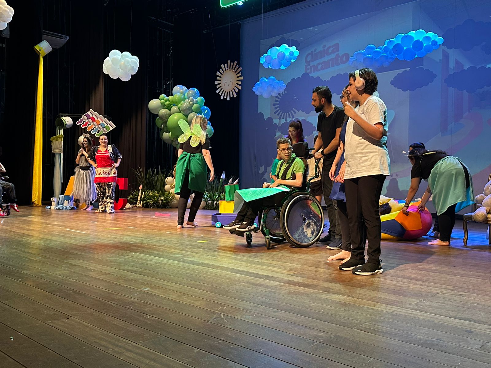 Unimed Apucarana reúne 60 crianças na 4ª edição do espetáculo de Natal