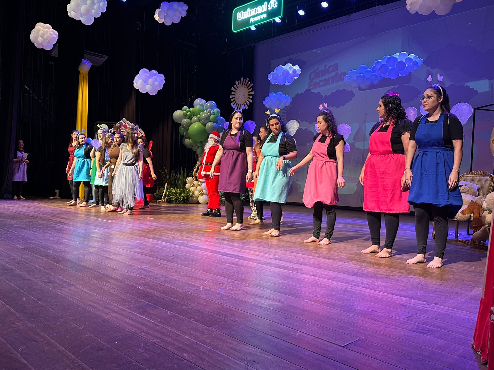 Unimed Apucarana reúne 60 crianças na 4ª edição do espetáculo de Natal