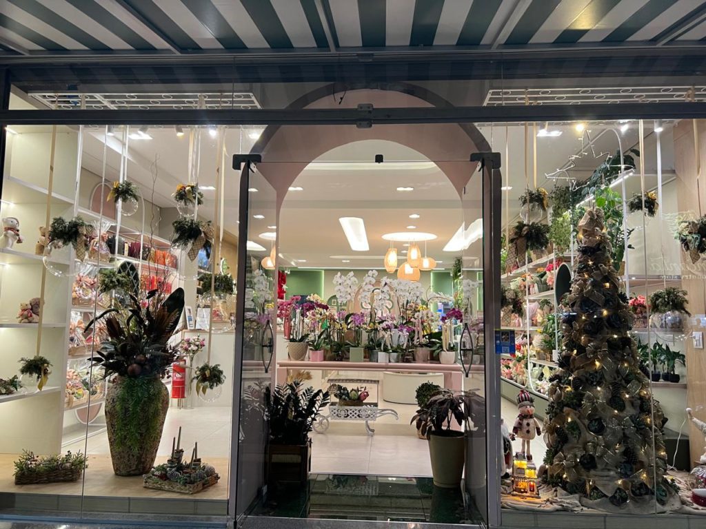 Apucarana divulga vencedores do concurso de vitrines natalinas; veja