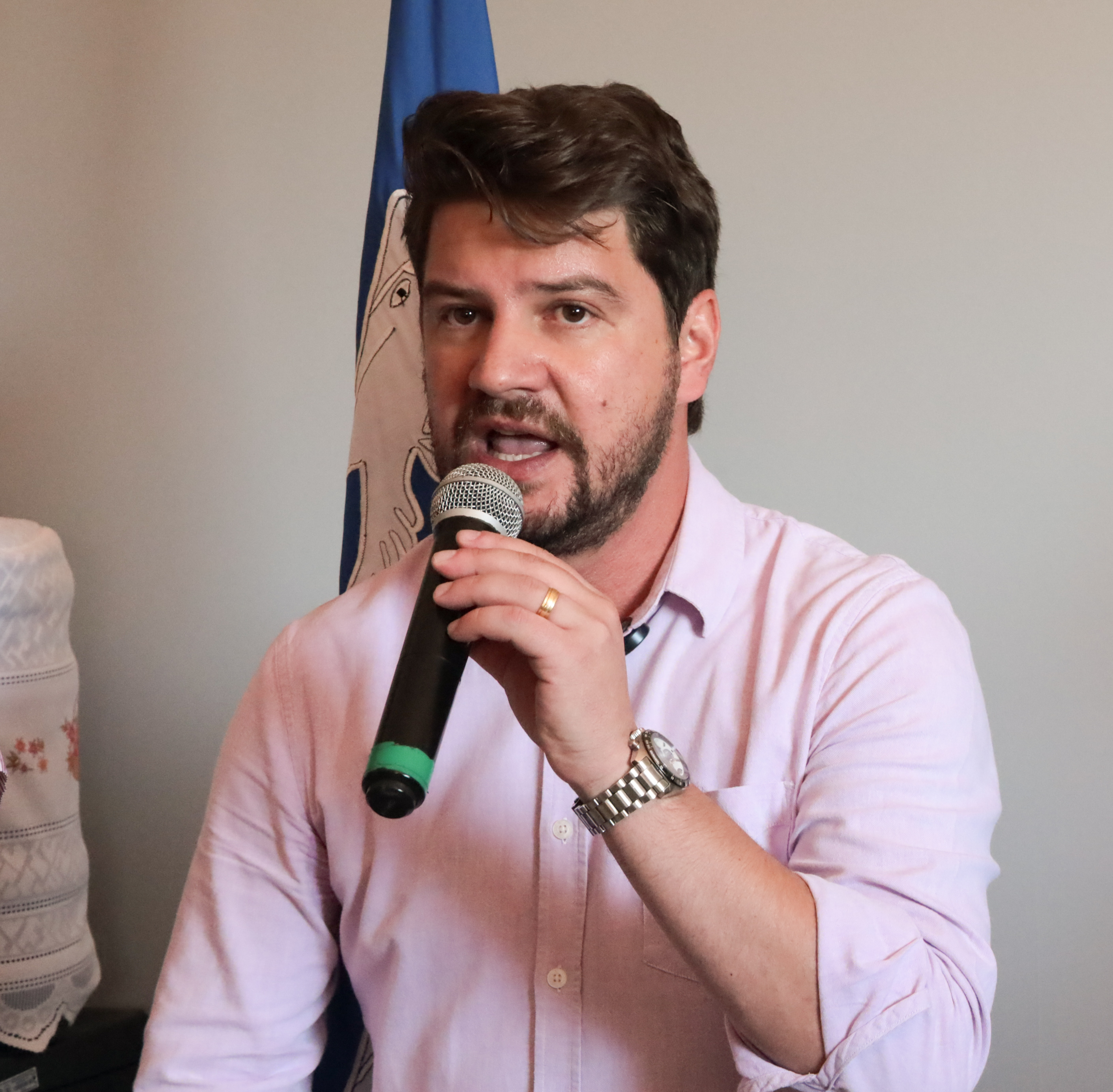 Arapongas inaugura nova sede de Secretaria; veja o endereço