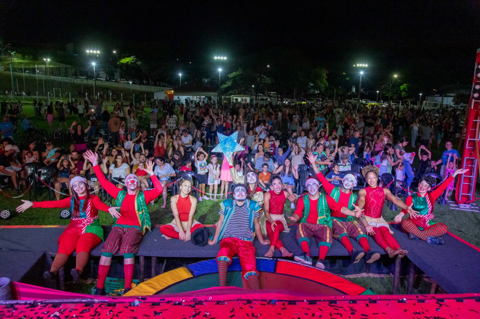 Espetáculo “A Magia do Natal” emociona milhares de pessoas em Cambira