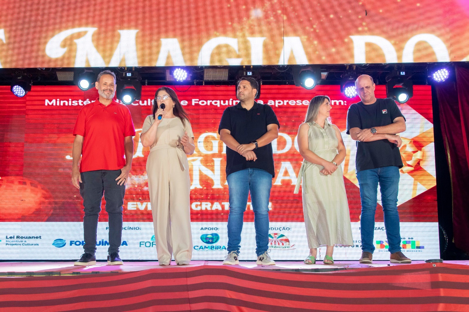 Espetáculo “A Magia do Natal” emociona milhares de pessoas em Cambira