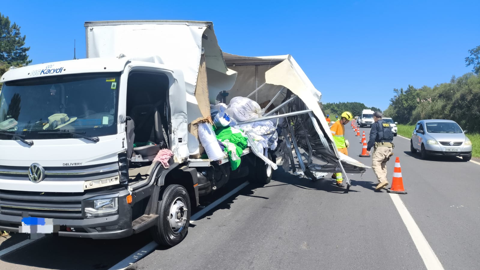 O acidente resultou em dois feridos