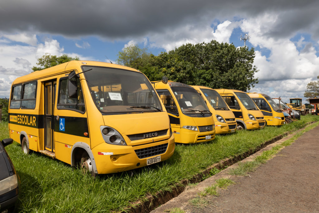 Prefeitura promove leilão público de veículos e bens inservíveis em fevereiro