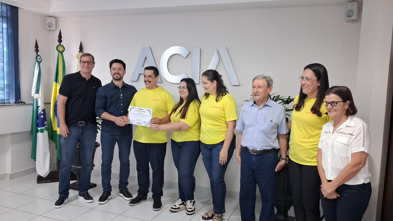 Sorteio final da campanha "Natal Apucarana" da Acia distribui R$ 30 mil