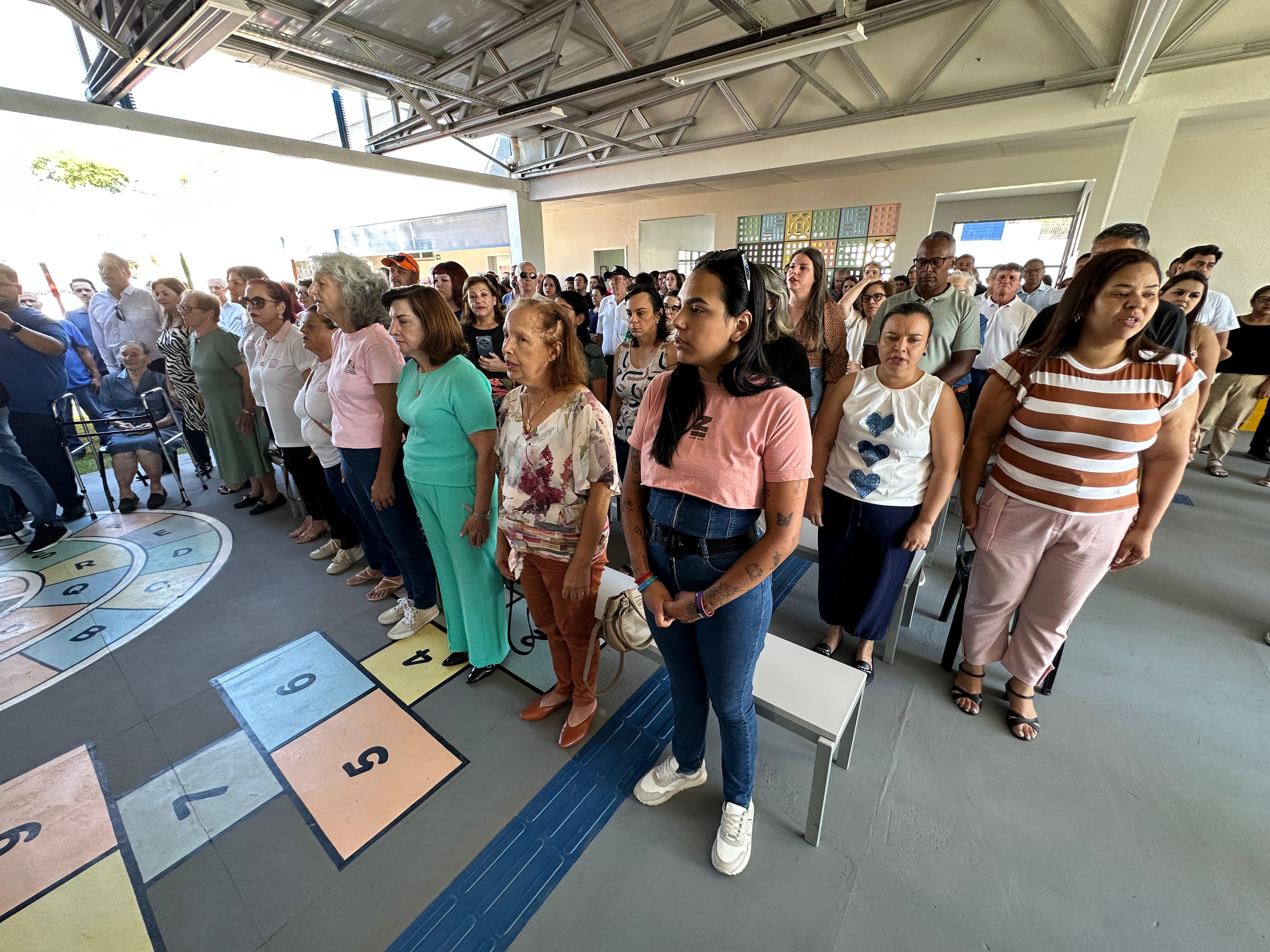 Apucarana inaugura o CMEI Professora Maria Onide Ballan Sardinha