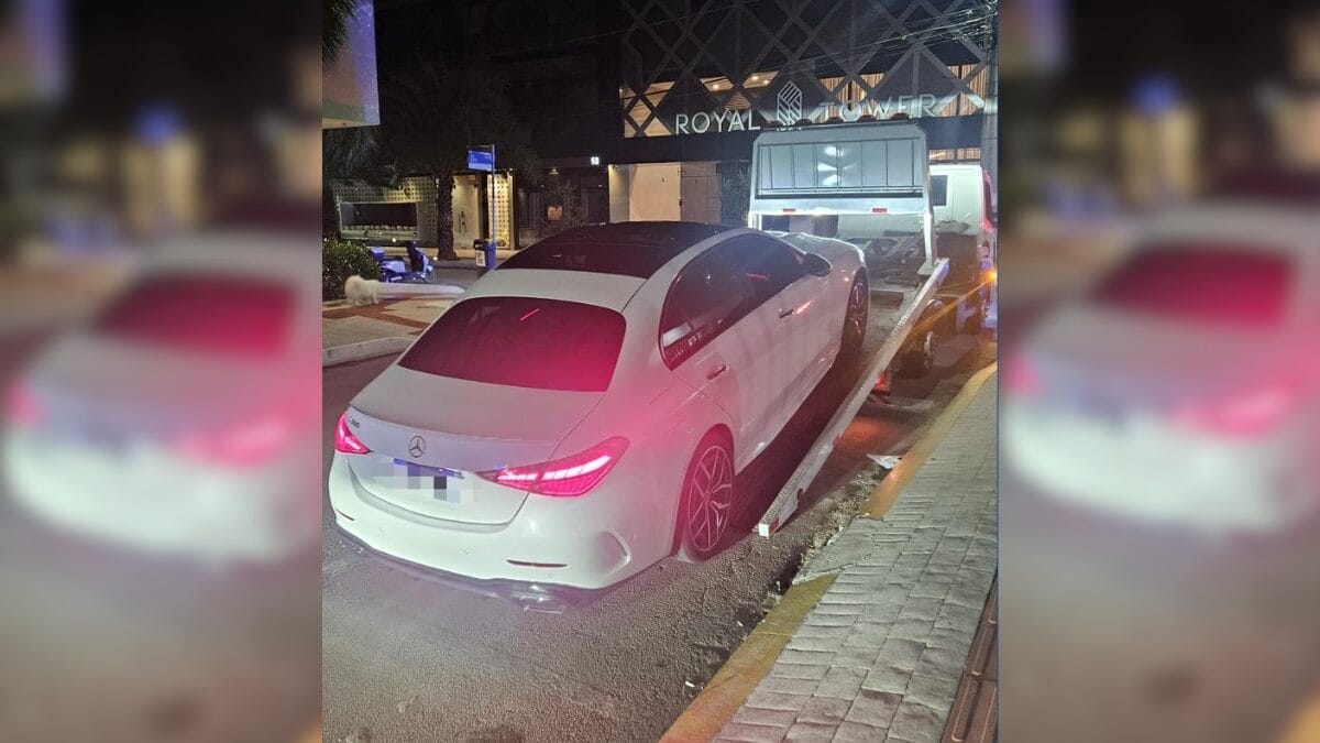Carros de luxo são apreendidos em SC durante blitz; saiba o motivo
