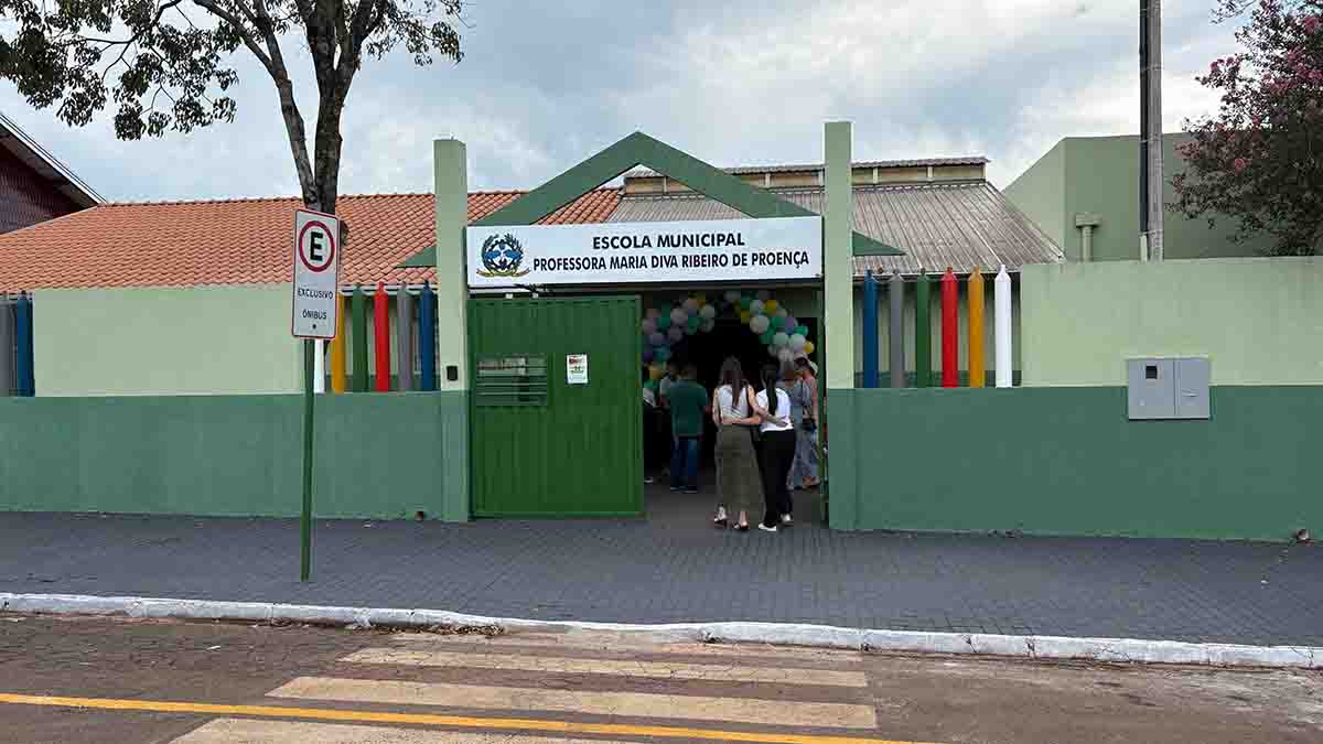 Prefeitura de Ivaiporã reinaugura Escola Maria Diva após reforma e ampliação