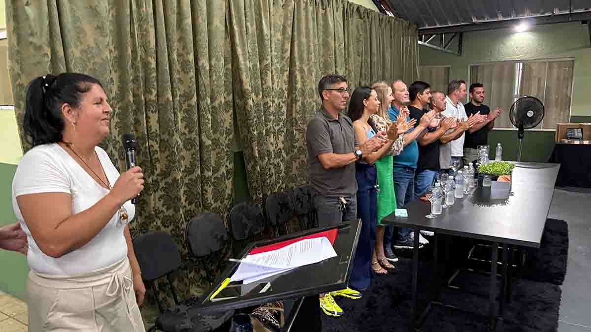 Prefeitura de Ivaiporã reinaugura Escola Maria Diva após reforma e ampliação