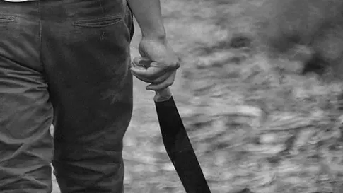 Homem é preso por porte ilegal de arma branca em Faxinal