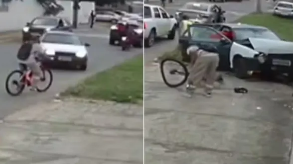 Motorista infarta ao volante, atropela ciclista, bate em portão de casa e morre; veja vídeo
