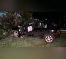 Motorista foge após atingir poste e deixar bairro sem energia no PR