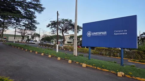 Unespar divulga editais de concurso e PSS para professores com vagas para Apucarana