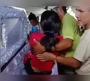 Menina dada como morta 'acorda' no velório e escapa de ser enterrada viva