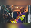 Pai e filho dividem os plantões e trabalham juntos no atendimento a motoristas na BR-376