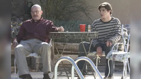 Morre RJ Mitte, ator que fez Walter White Jr. filho do protagonista em Breaking Bad