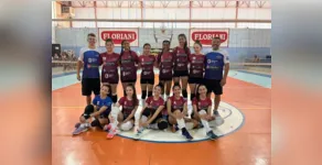  A equipe é treinada pelo professor 'Sassá' 