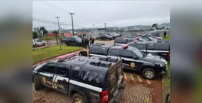  A operação envolveu mais de 500 agentes, incluindo policiais da Polícia Militar do Paraná (PM-PR) e da Polícia Penal do Paraná 
