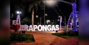  Às 17h30, o Papai Noel chega a Arapongas com um tradicional desfilE. 